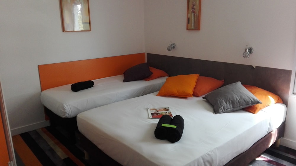 Kyriad Direct Saintes 36/61