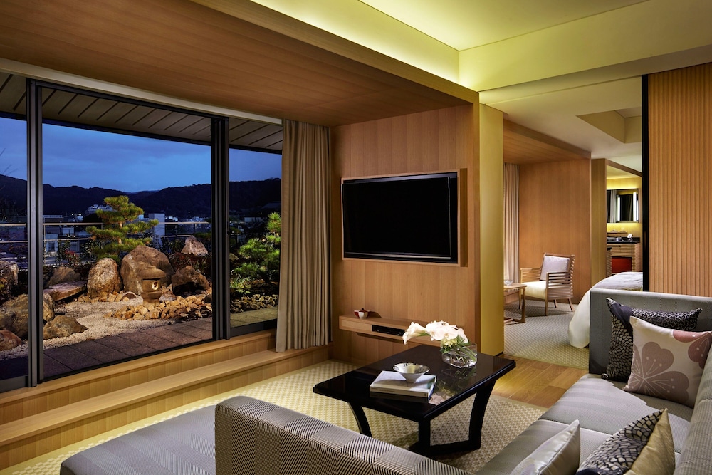 The Ritz Carlton Kyoto 35/55