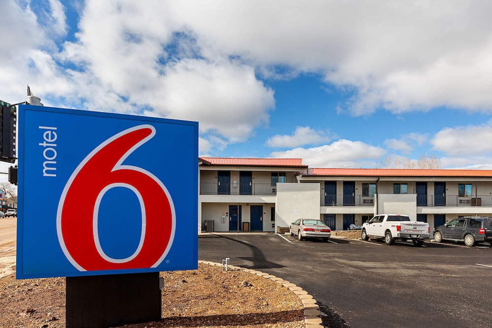 Motel6 Show Low, AZ 29/33