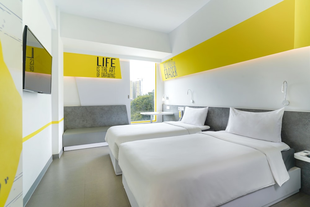 Yello Hotel Manggarai 9/32