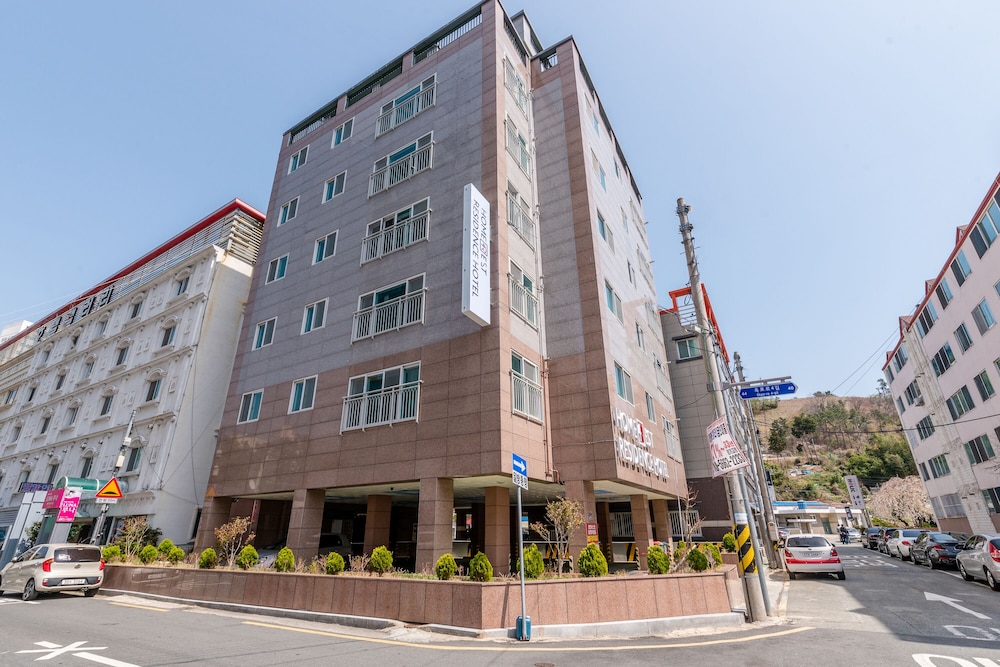 Home Fourest Residence Hotel 18/21