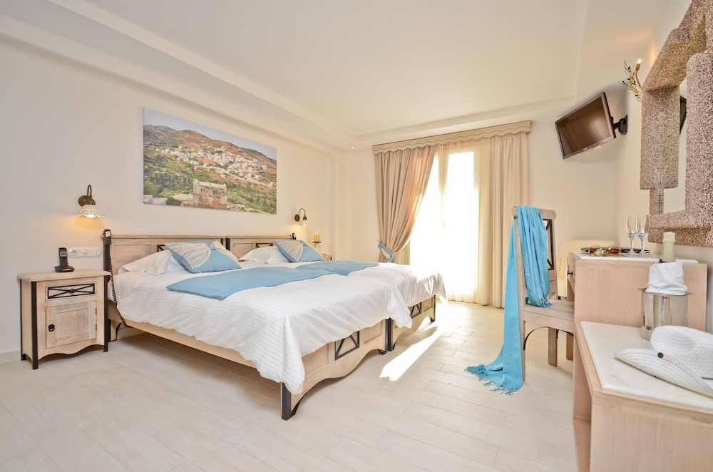 Naxos Island Hotel 20/74