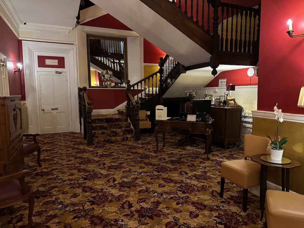 The Grange Hotel 40/50
