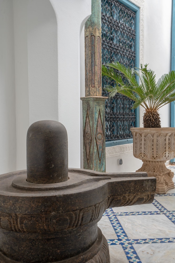 Riad Si Khalifa 78/84