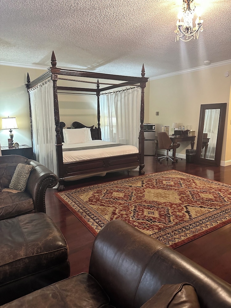 Colts Neck Inn Hotel 48/64