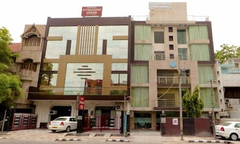 Hotel Pitrashish Premium 1/42