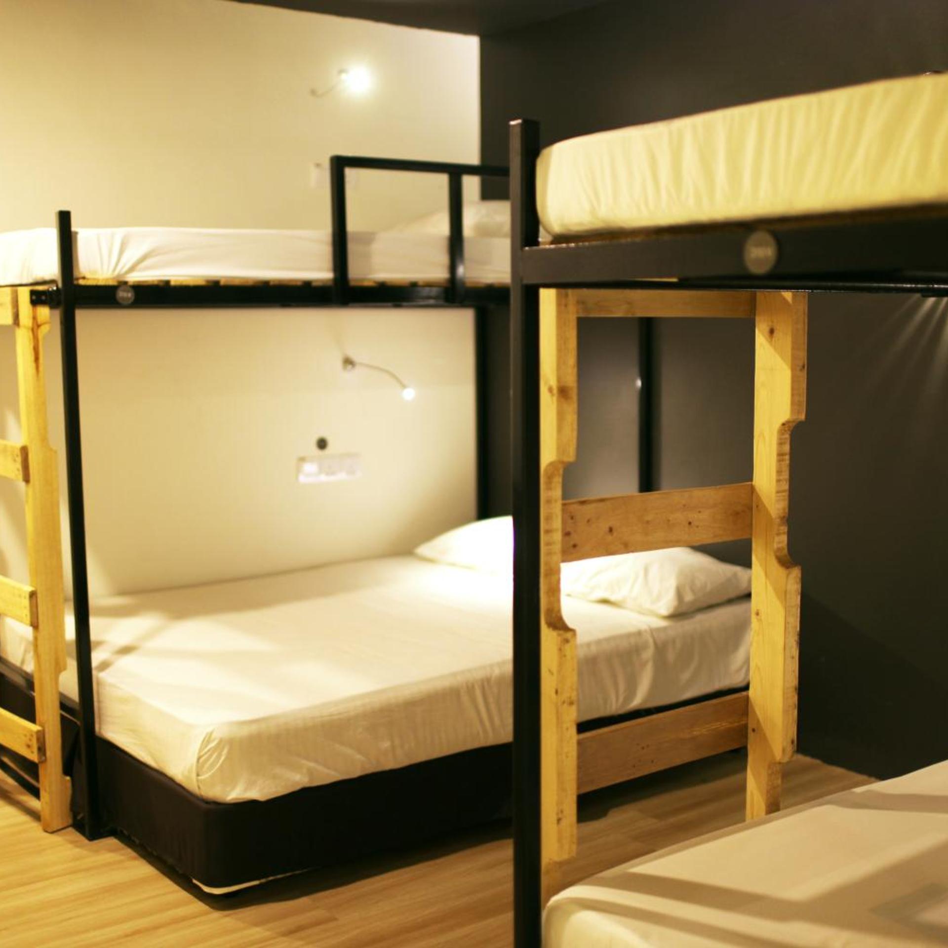 Revopackers Beds and Bunks 9/39