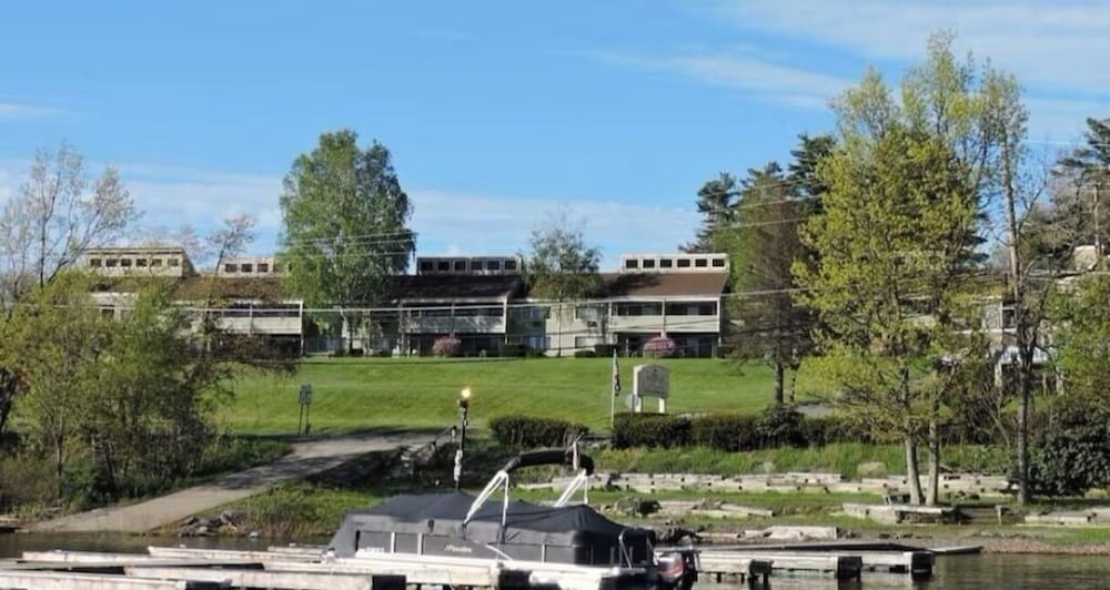 Tanglwood Resort 2/39