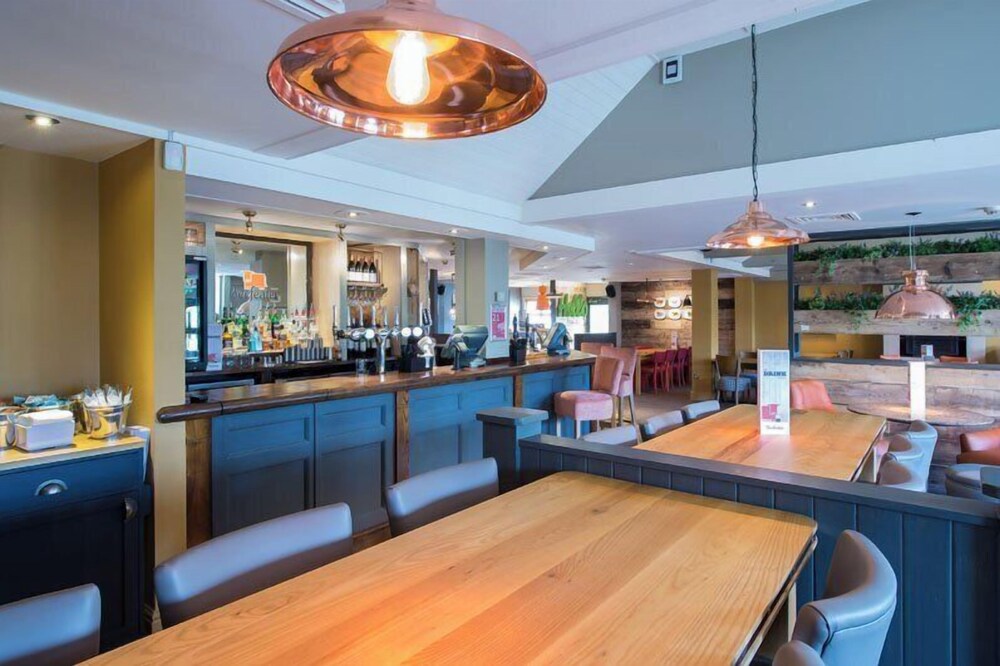 Premier Inn Weston-Super-Mare East (A370) 24/32