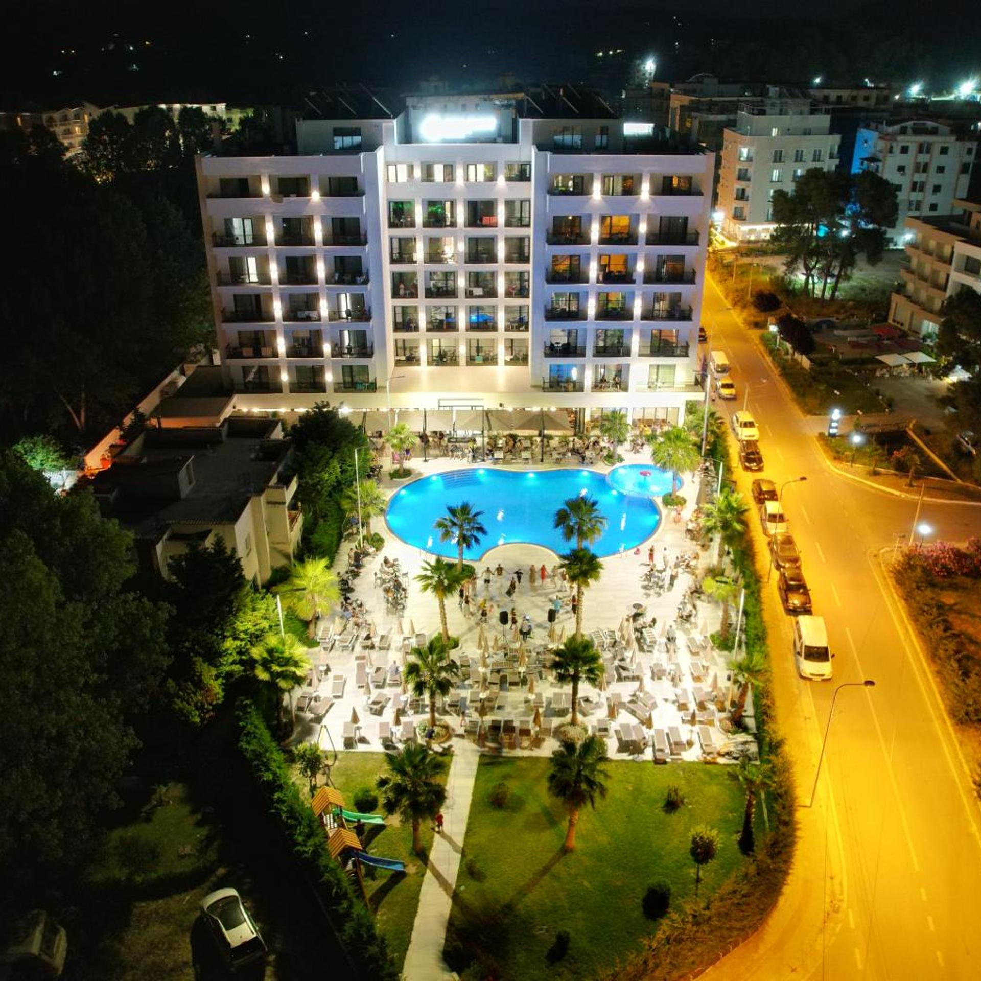 Delight Hotel & SPA in Golem