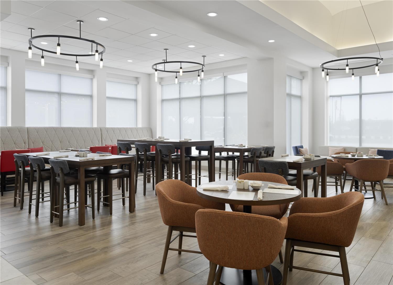 restaurant cafeteria
