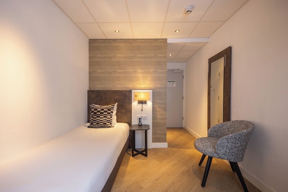 ECONOMY, SINGLE, SINGLE BED