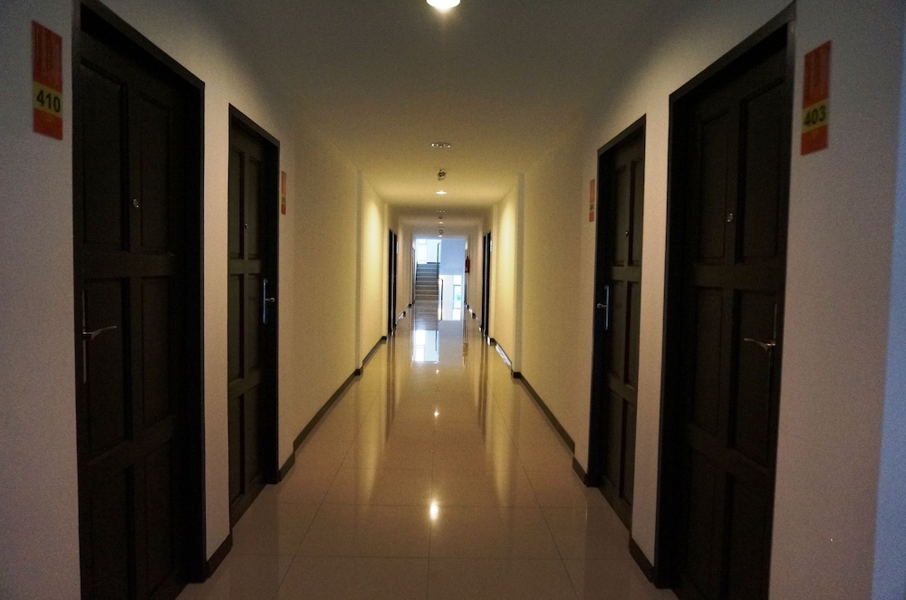 Th Beach Hotel 38/64