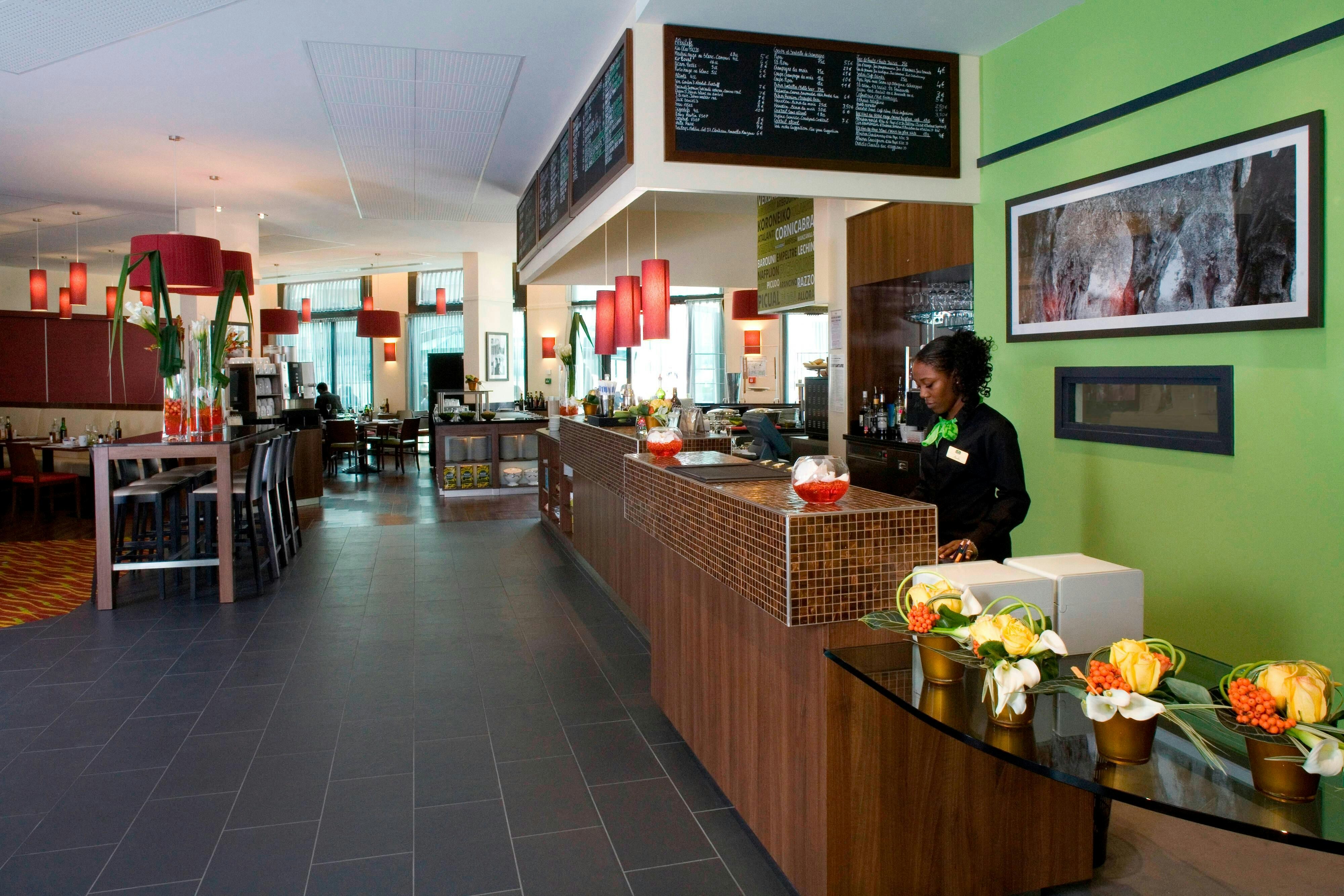 Courtyard By Marriott Paris Saint Denis 20/35