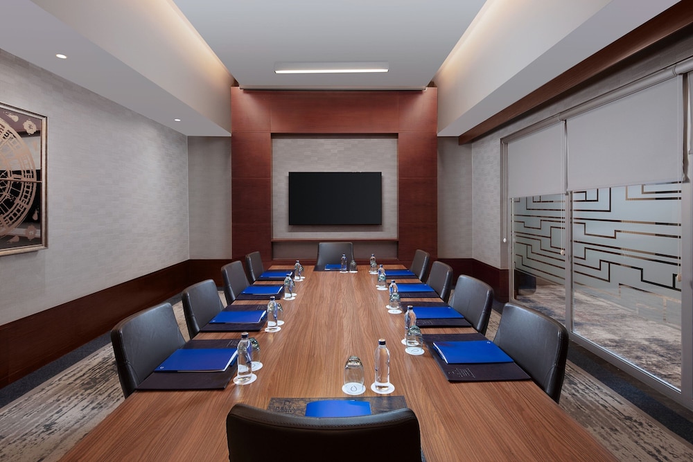 Delta Hotels By Marriott Istanbul Levent 65/70