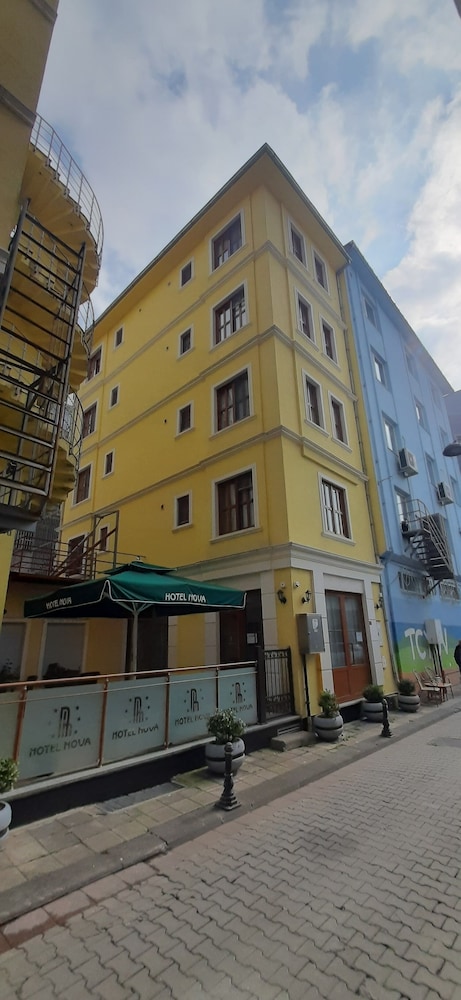 Hotel Nova 21/27