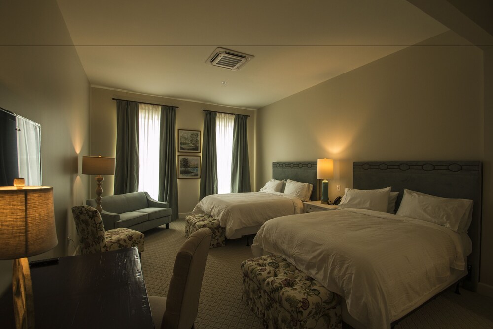 The Meadows Hotel 10/42