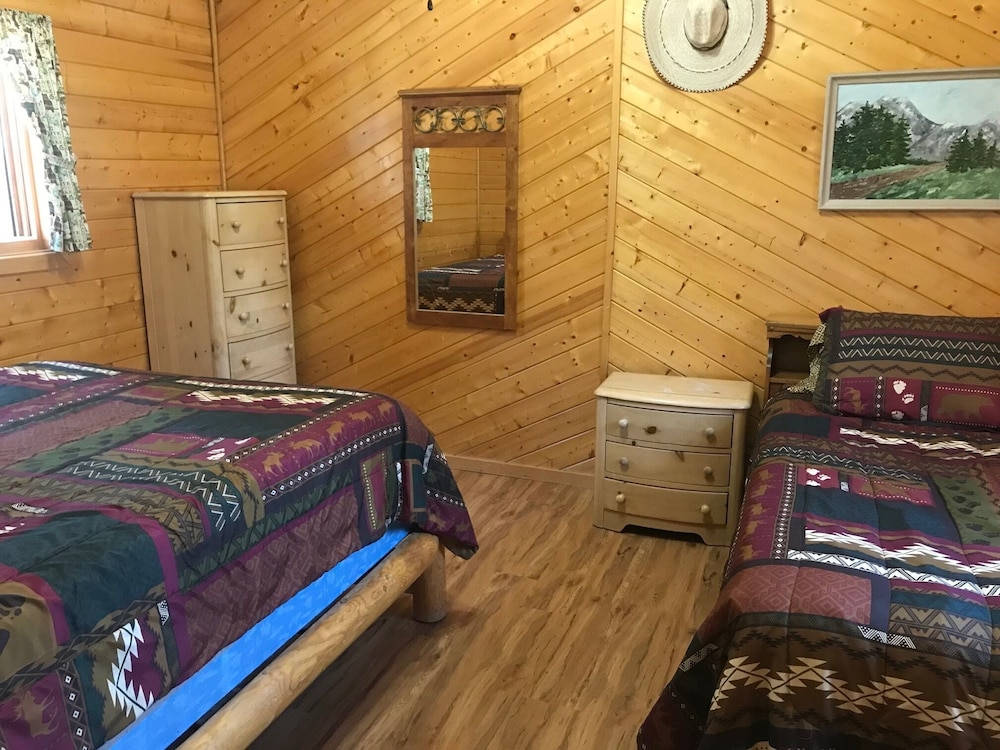 Grandview Cabins & RV Resort 24/50