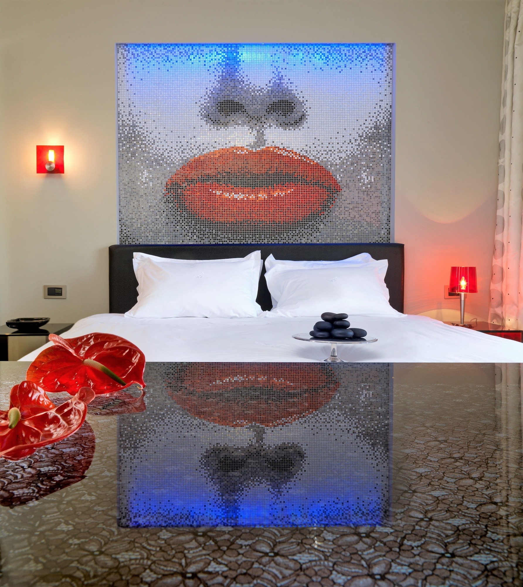 2 Bedrooms, Luxury, Suite, 2 Queen Beds, Sofa, Out of the Blue Resort 3/6