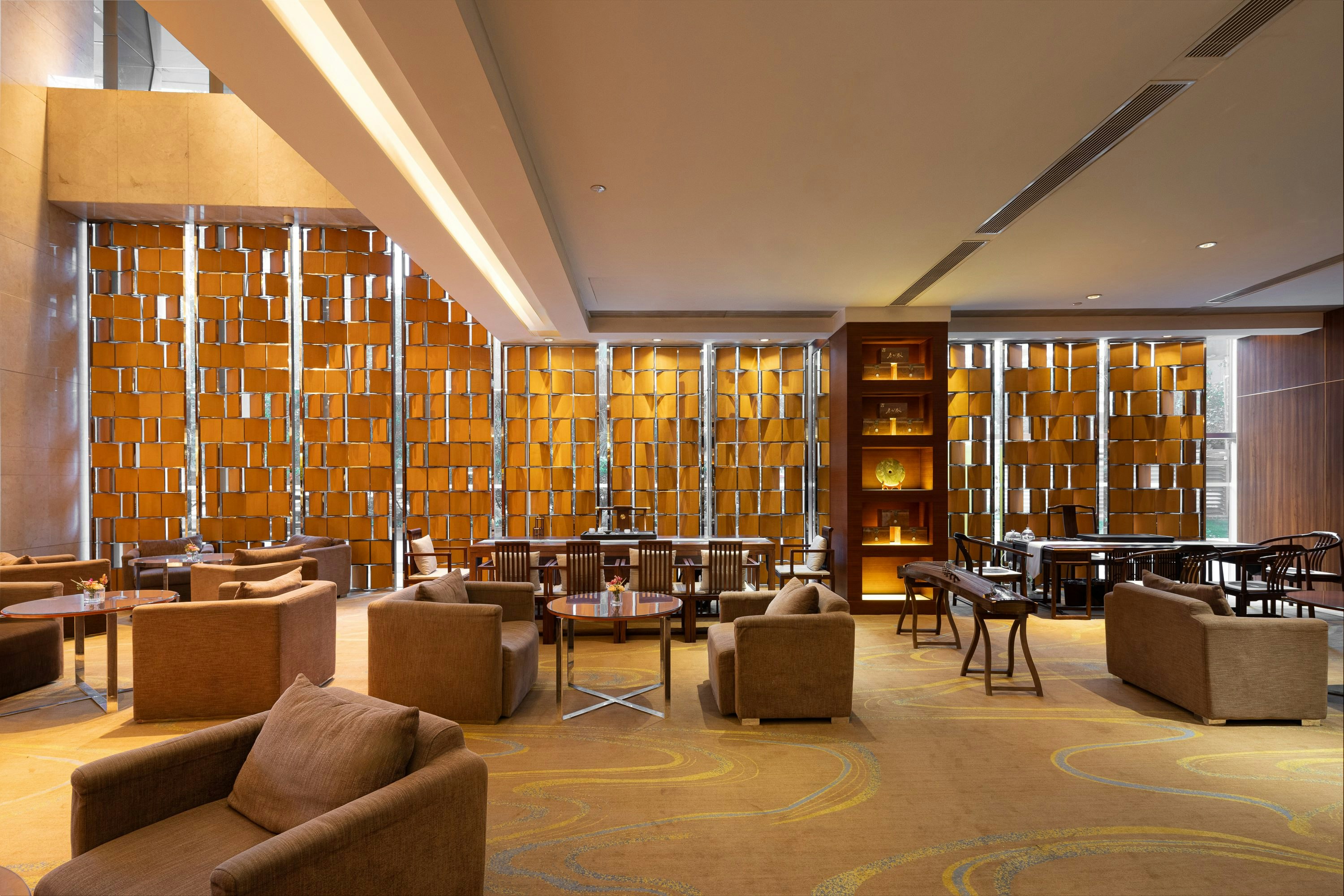 New World Wuhan Hotel 45/70