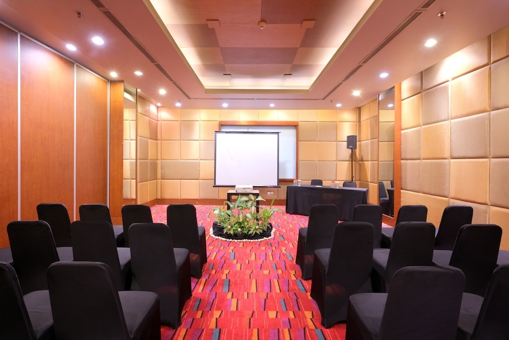 Quest Hotel Simpang Lima Semarang 47/60