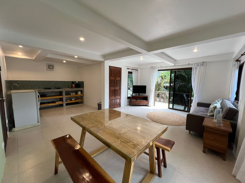 Woodlawn Villas Resort 45/66