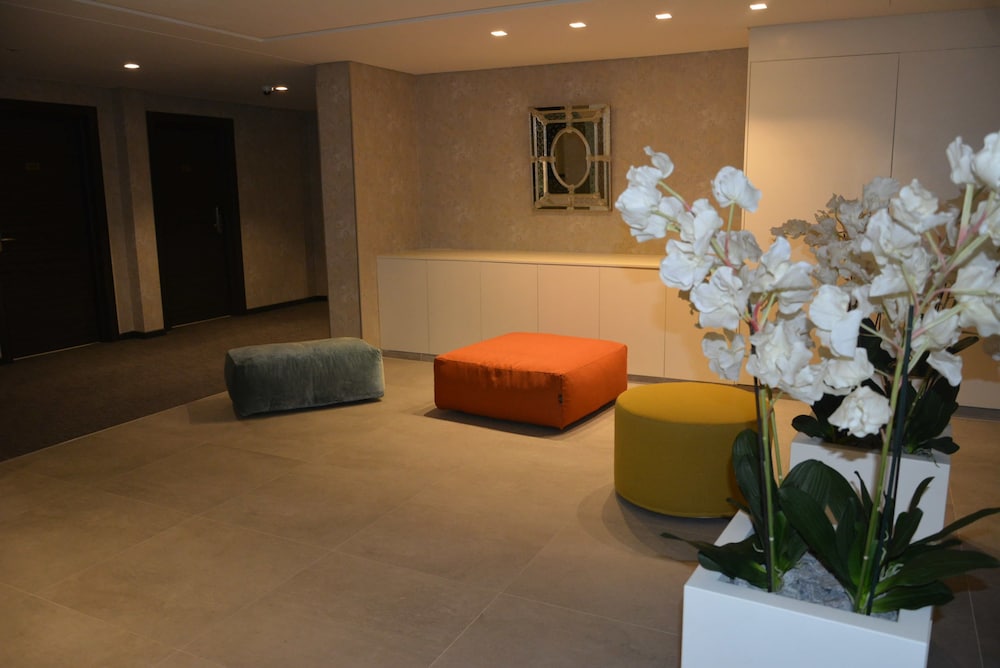 MONTEVERDE HOTEL 47/64