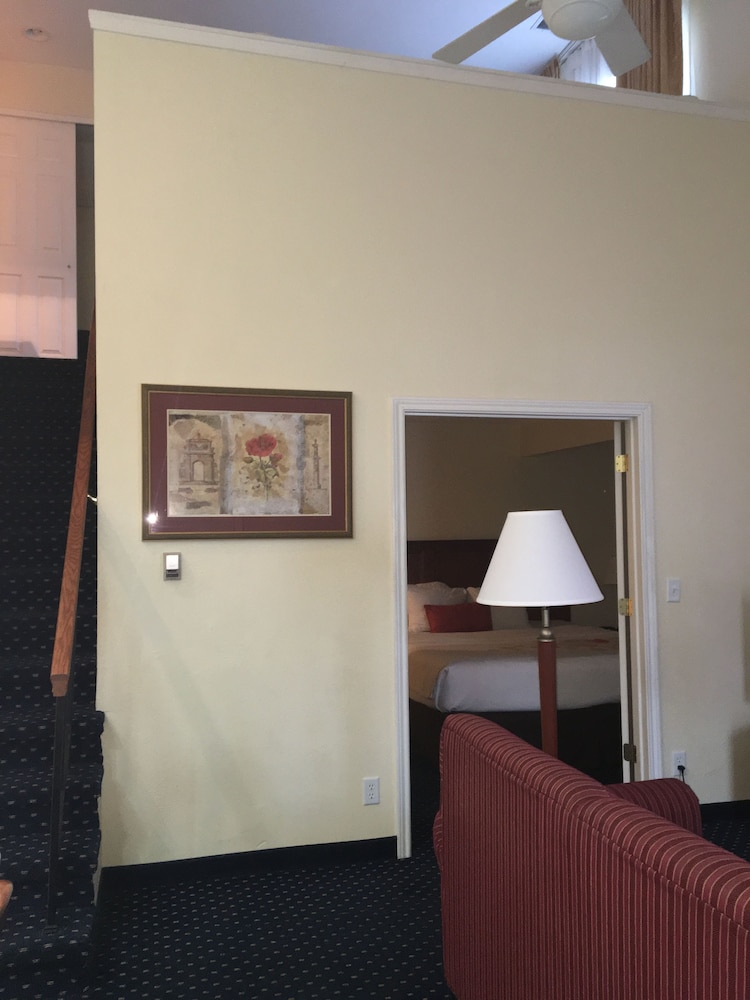 Affordable Suites of America Grand Rapids (Ex Hawthorn Suites by Wyndham) photo3