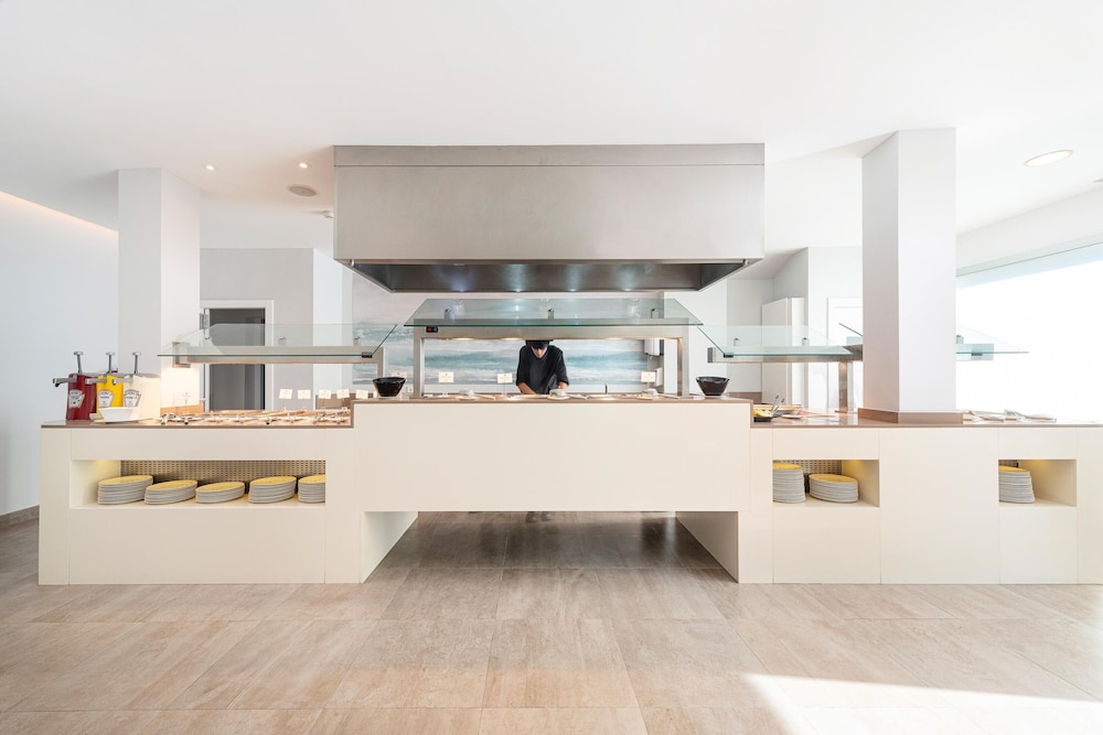 Trendhotel Alcudia 10/77