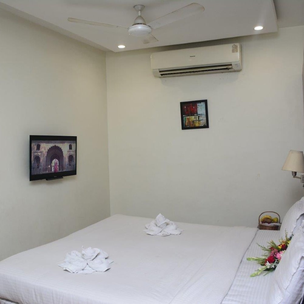 Hotel Mahendra 18/44