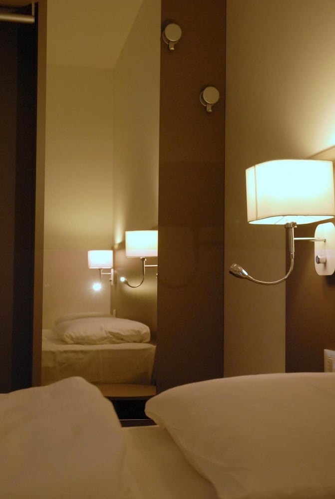 Albergo Ristorante Sonia 42/63