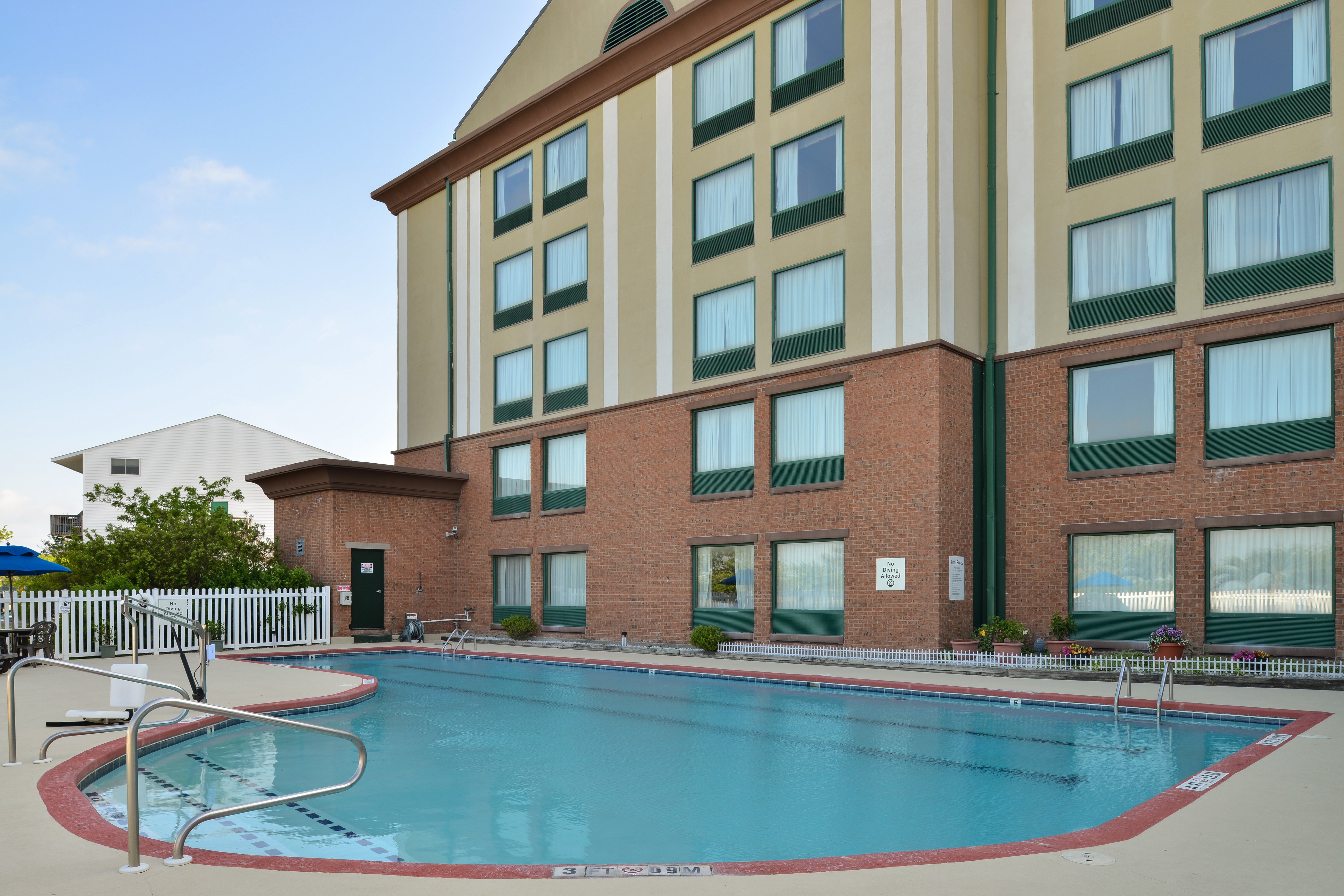 Holiday Inn Express Hotel And Suites Ocean City 8/70