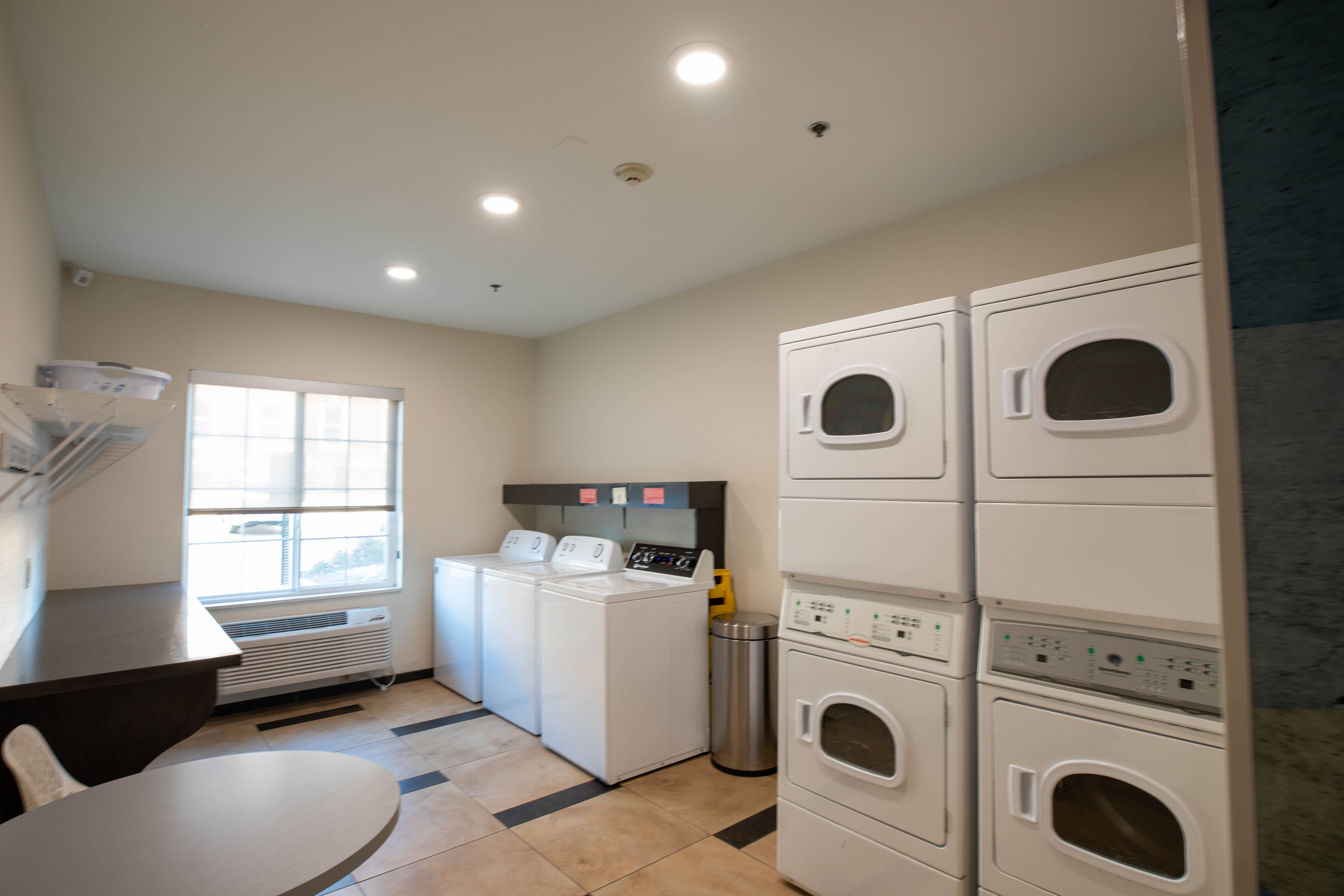 Candlewood Suites St. Joseph 37/54
