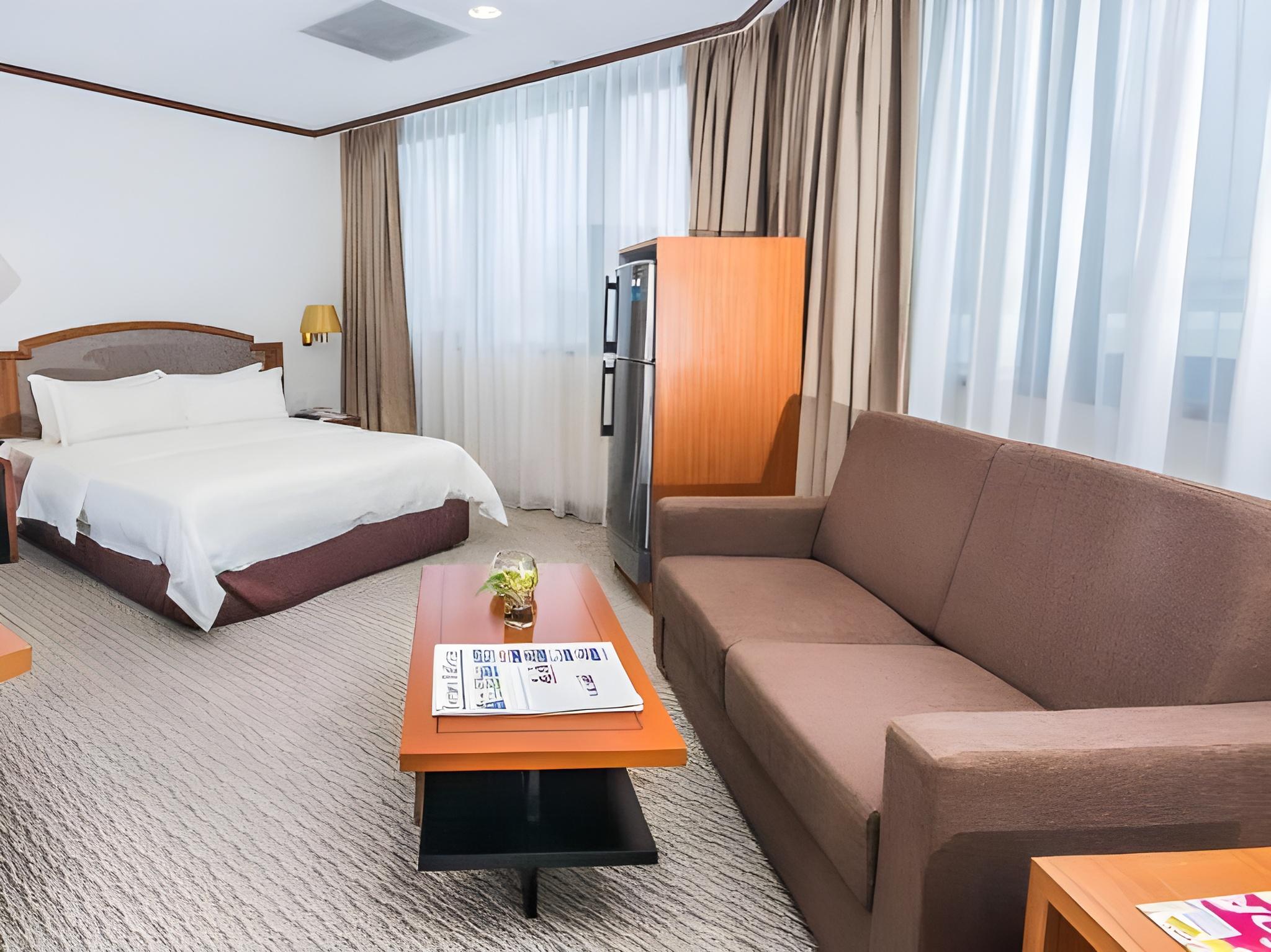 ABDUL RAZAK HOTEL APARTMENTS(MB) 21/32