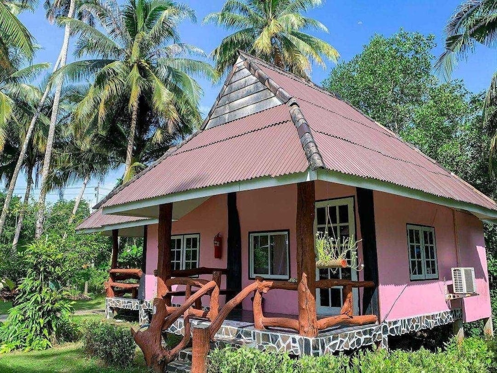 Koh Kood Far East Resort 3/50