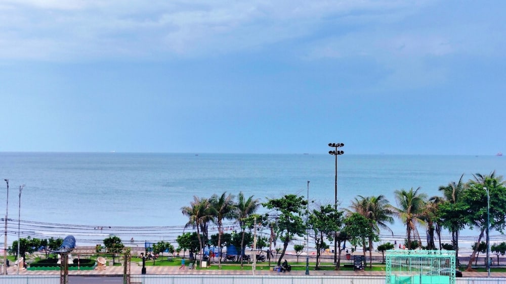 Thai Quang Hotel 67/69