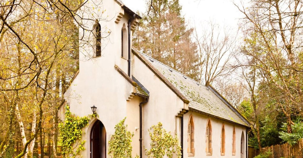 Brooklodge Hotel and Macreddin Village 61/65