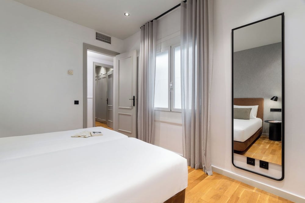 Aspasios 42 Rambla Catalunya Suites 13/49