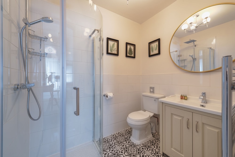 Somerset House Boutique Hotel 46/50