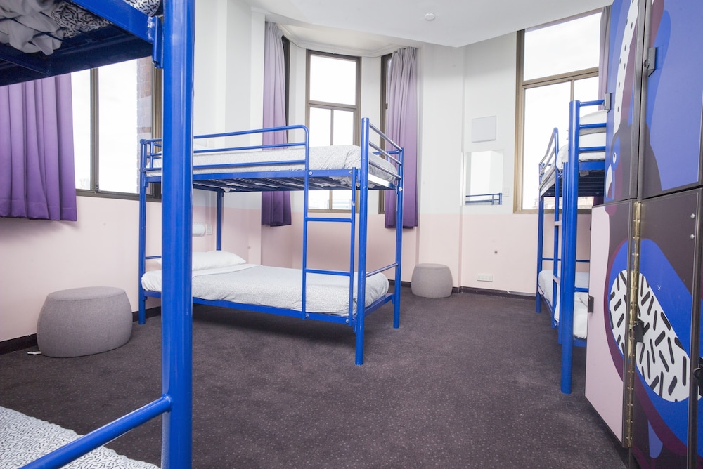 YHA Sydney Central 27/32