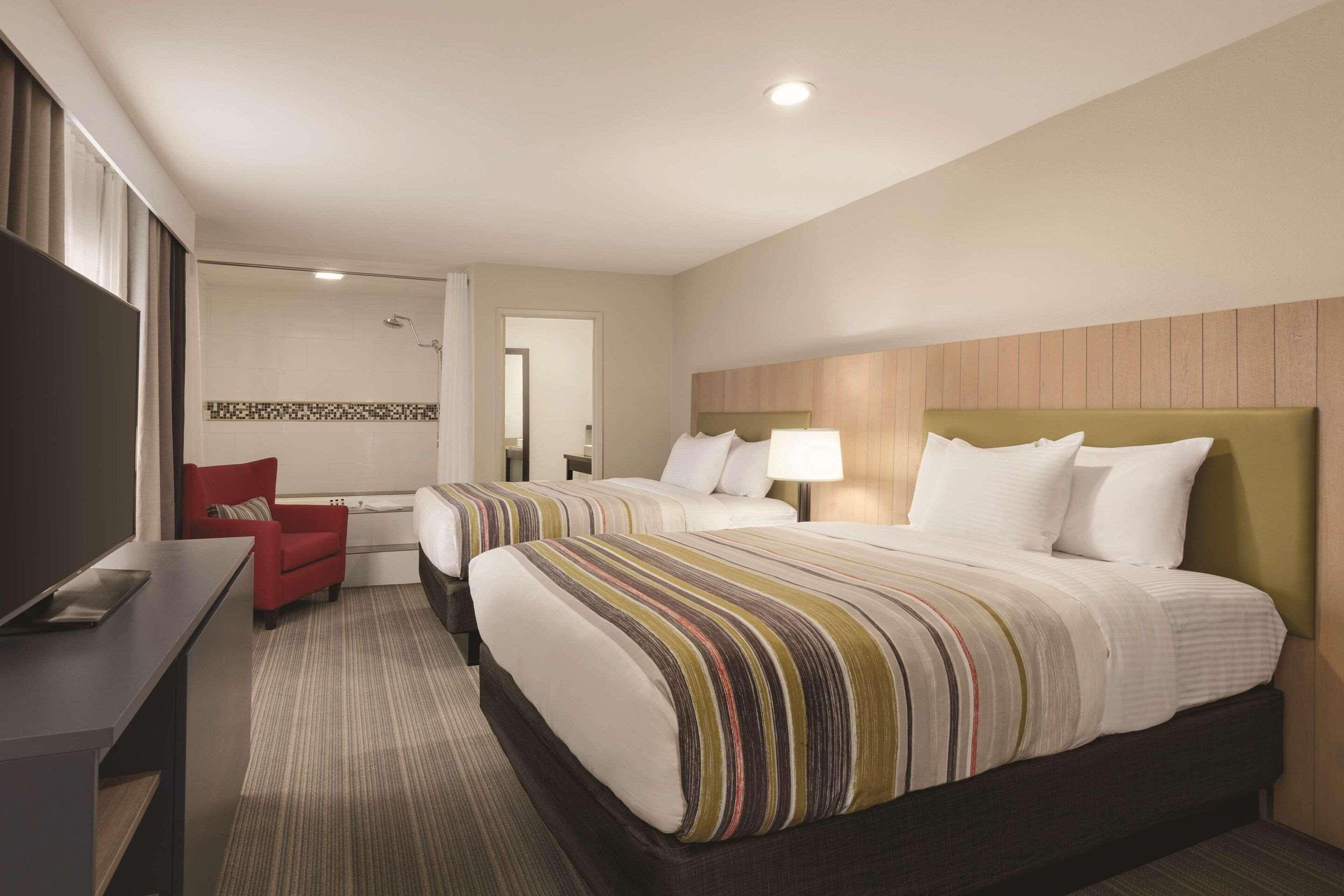 SUITE, 2 QUEEN BEDS