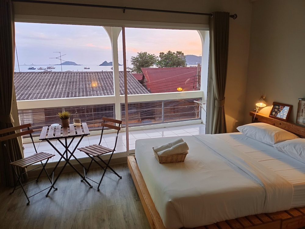 Sattahiptale Boutique Guest House & Hostel 9/50