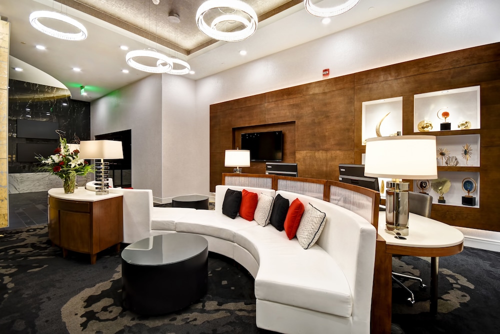 Doubletree By Hilton Deadwood At Cadillac Jack S 42/52