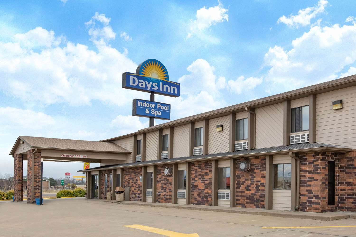 Days Inn by Wyndham Salina I-70 24/27