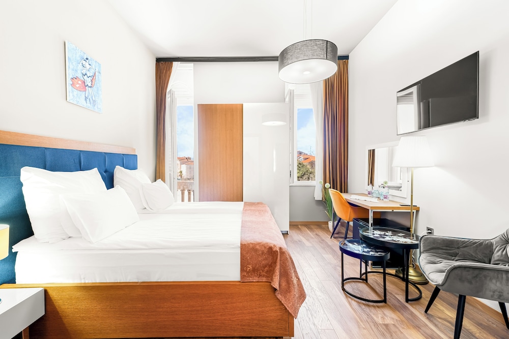 Hotel Dua Residence 8/50