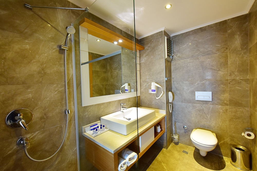 Jasmine Beach Hotel 44/46