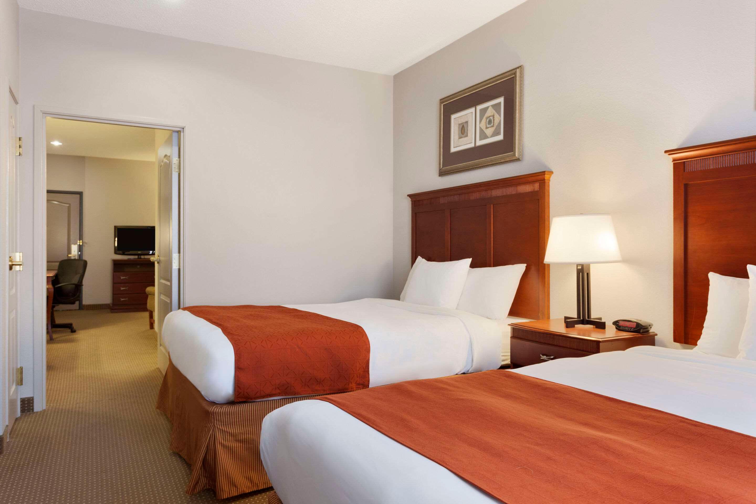 Suite, 2 Queen Beds