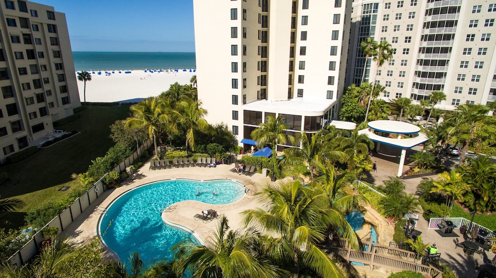 Pointe Estero Resort 4/50