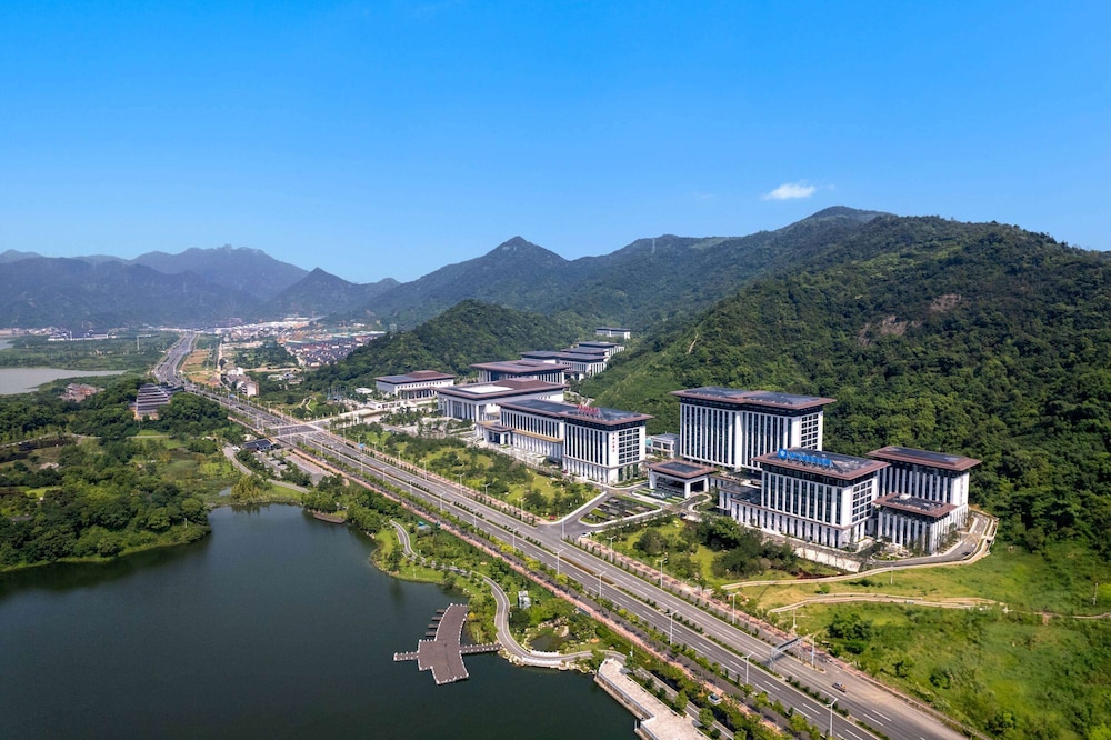 Ramada by Wyndham Taizhou West 67/69