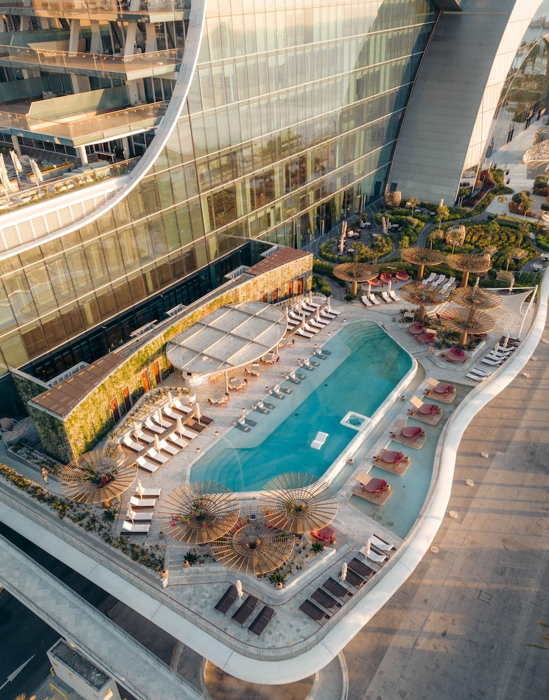Fairmont Doha 57/65